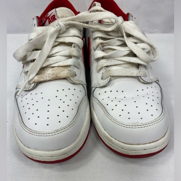 Nike Air Jordan 1 Retro Low OG BG White Varsity Red 709999-101 Wmns 7.5 Youth 6Y - Picture 11 of 14